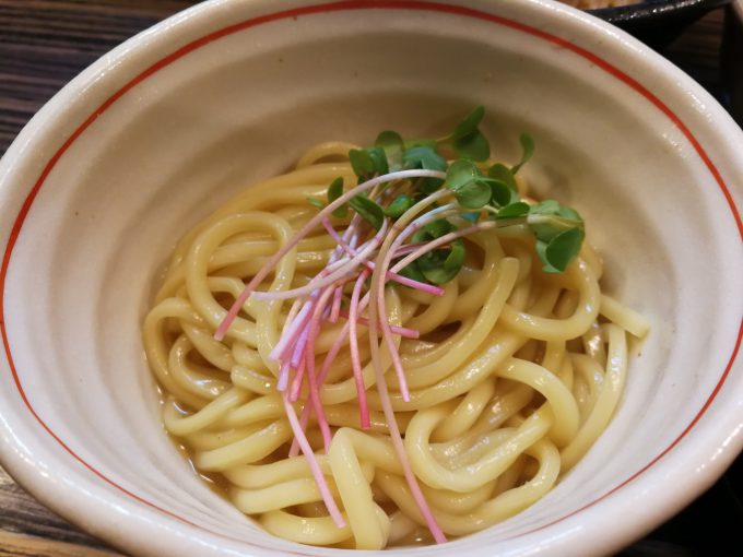 鯛出汁の熱麺